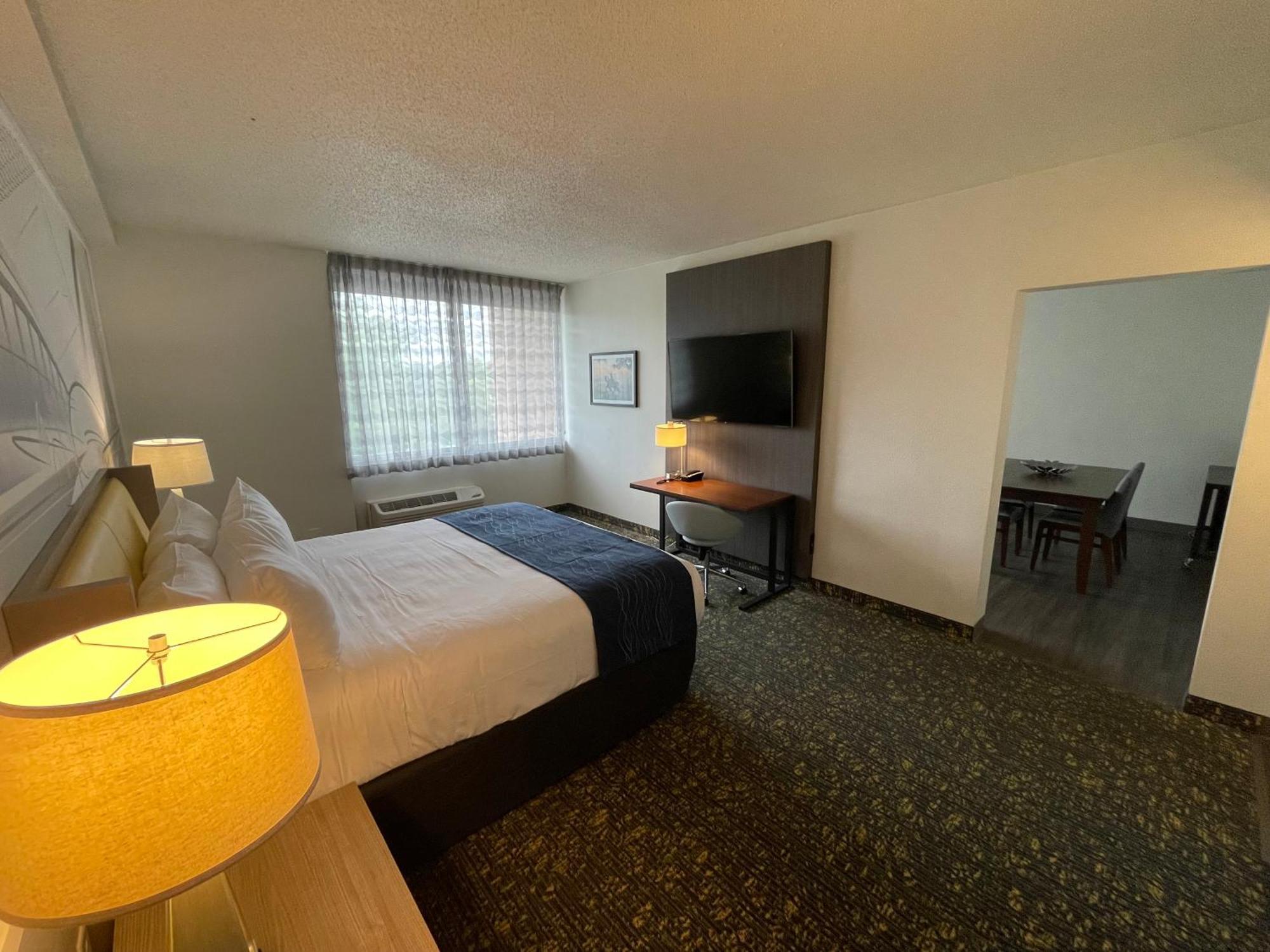 Saint Louis Airport Hotel Woodson Terrace Ngoại thất bức ảnh