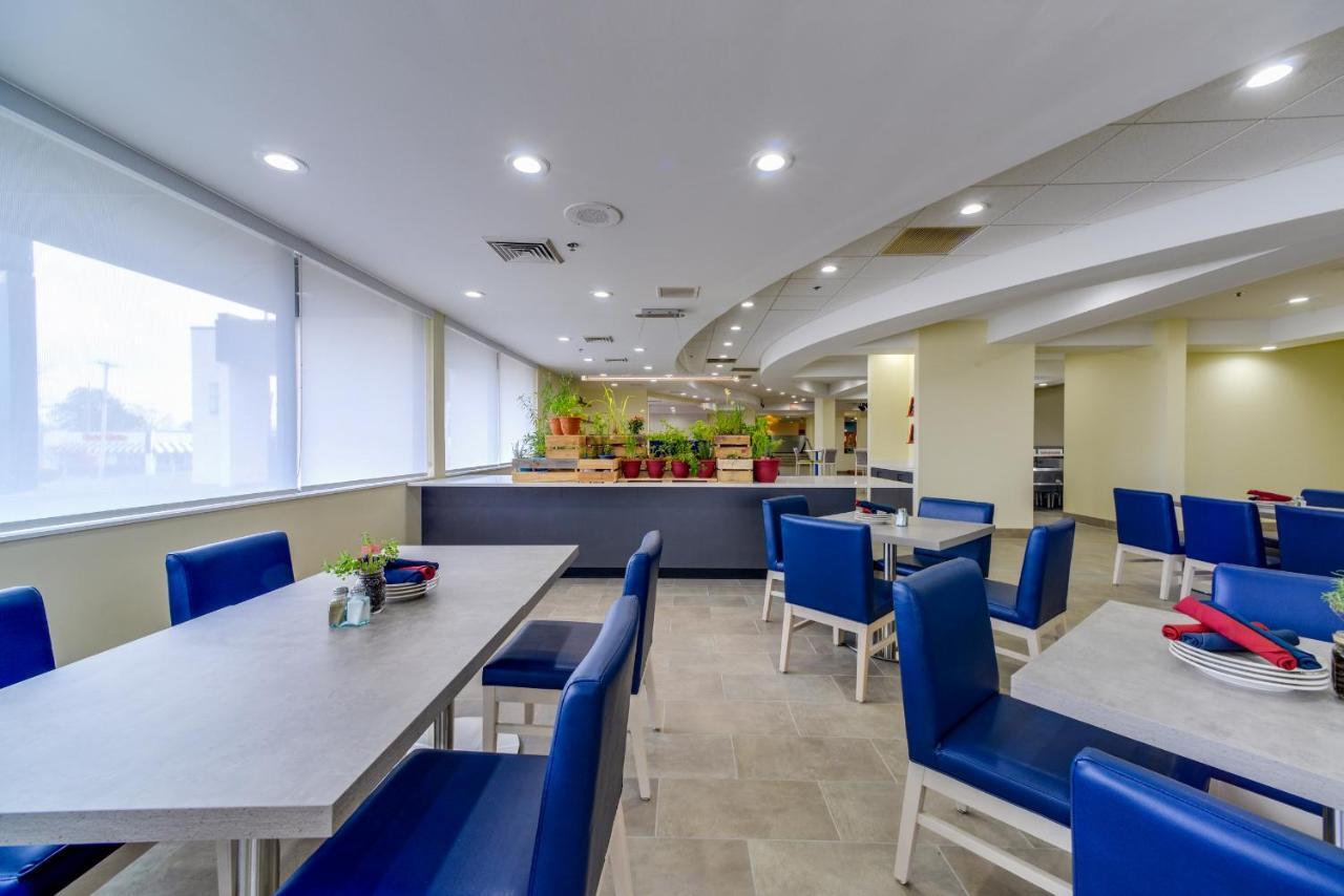 Saint Louis Airport Hotel Woodson Terrace Ngoại thất bức ảnh