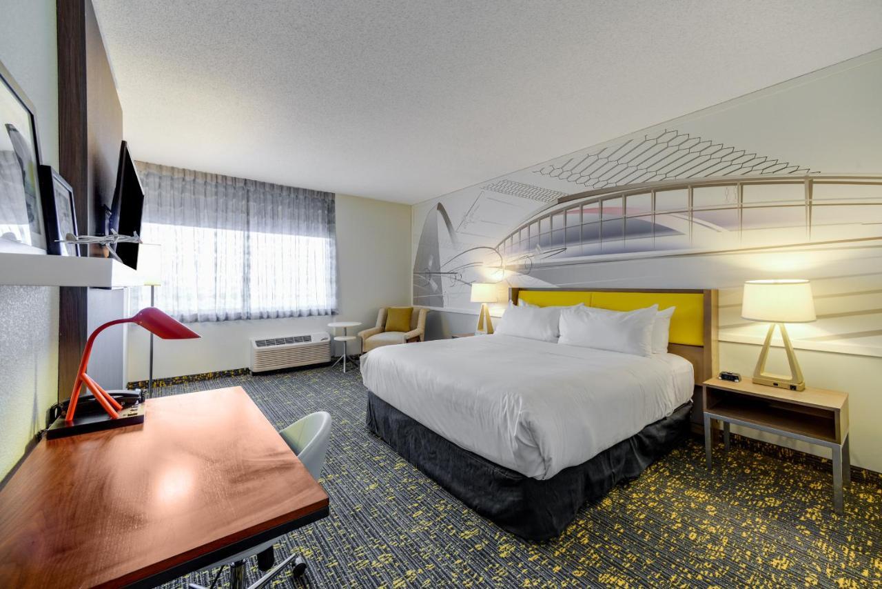 Saint Louis Airport Hotel Woodson Terrace Ngoại thất bức ảnh